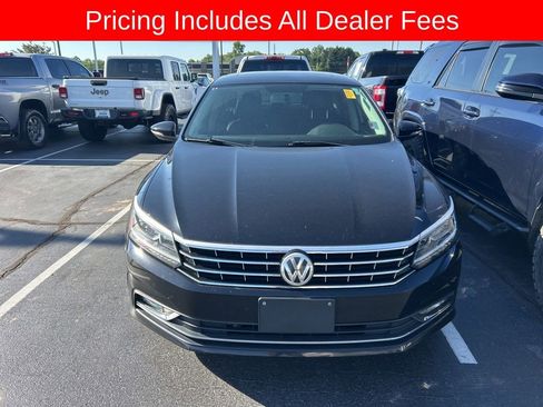 Used 2016 Volkswagen Passat 1.8T SE w/ Lighting Package (P06) FWD image 12