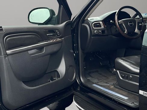 Used 2014 GMC Yukon Denali image 13