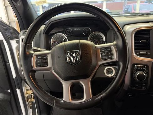 Used 2022 RAM 1500 Warlock AWD/4WD image 22