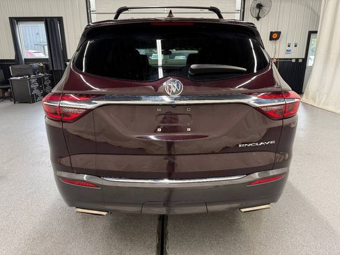 Used 2019 Buick Enclave Essence w/ LPO, Luxury Package FWD image 5