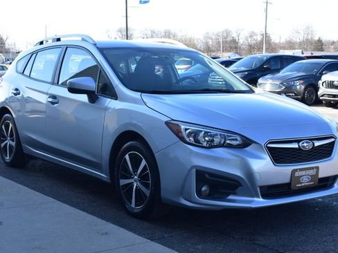 Used 2019 Subaru Impreza 2.0i Premium w/ Eyesight & BSD/Rcta & SRF image 10