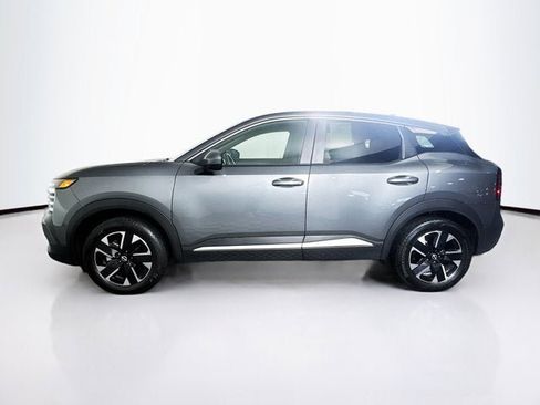 Certified 2025 Nissan Kicks SV AWD/4WD image 8