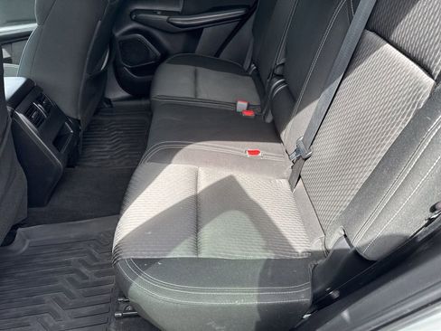 Used 2022 Mitsubishi Outlander ES image 9