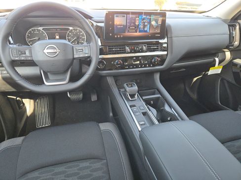 New 2026 Nissan Pathfinder SV image 13