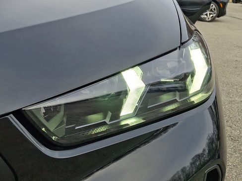 Certified 2024 BMW X6 xDrive40i w/ Executive Package image 9