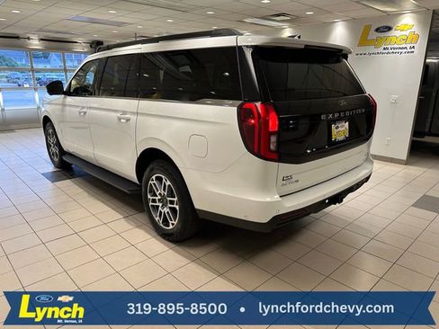 Used 2025 Ford Expedition Max Active AWD/4WD image 29