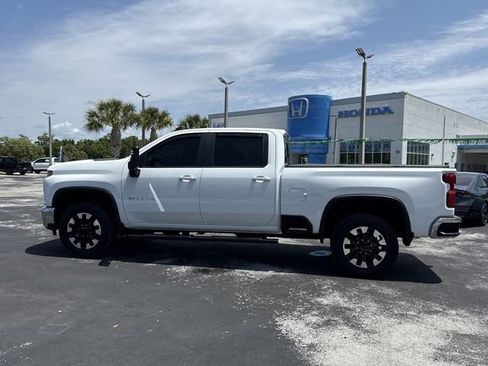 Used 2020 Chevrolet Silverado 2500 LT w/ Convenience Package RWD image 11