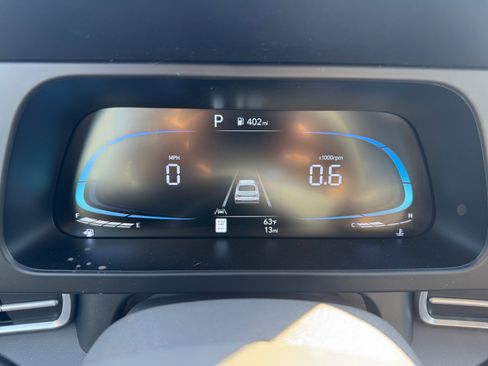 New 2025 Hyundai Elantra Sport image 32