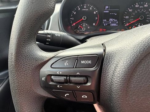 Used 2023 Kia Rio LX FWD image 17