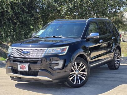 Used 2017 Ford Explorer Platinum