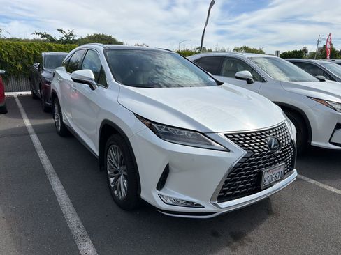 Used 2020 Lexus RX 450h AWD w/ Luxury Package image 2
