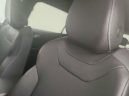Used 2023 Volkswagen ID.4 Pro S Plus RWD image 16