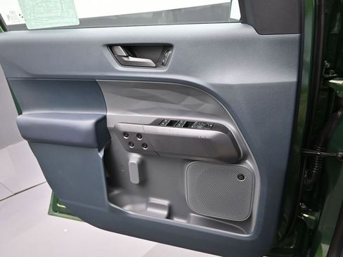 New 2025 Ford Maverick Lariat w/ Black Appearance Package image 19