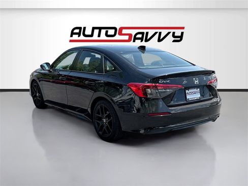 Used 2023 Honda Civic Sport image 5