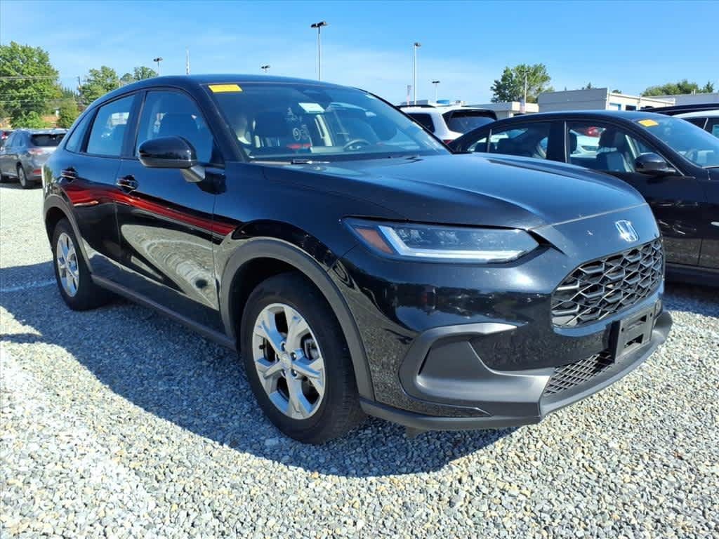 Used 2025 Honda HR-V LX image 14