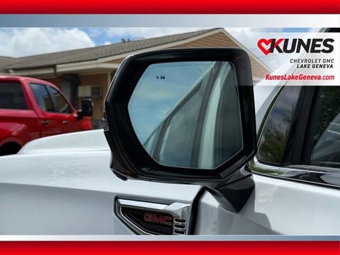 New 2026 GMC Yukon XL Denali AWD/4WD image 29