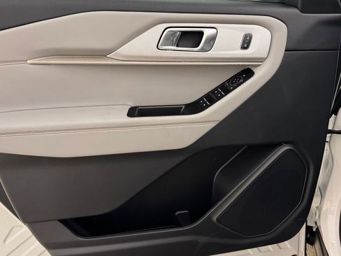 New 2026 Ford Explorer Active w/ Active Comfort Package image 11