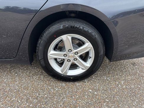 Used 2023 Chevrolet Malibu LT image 9