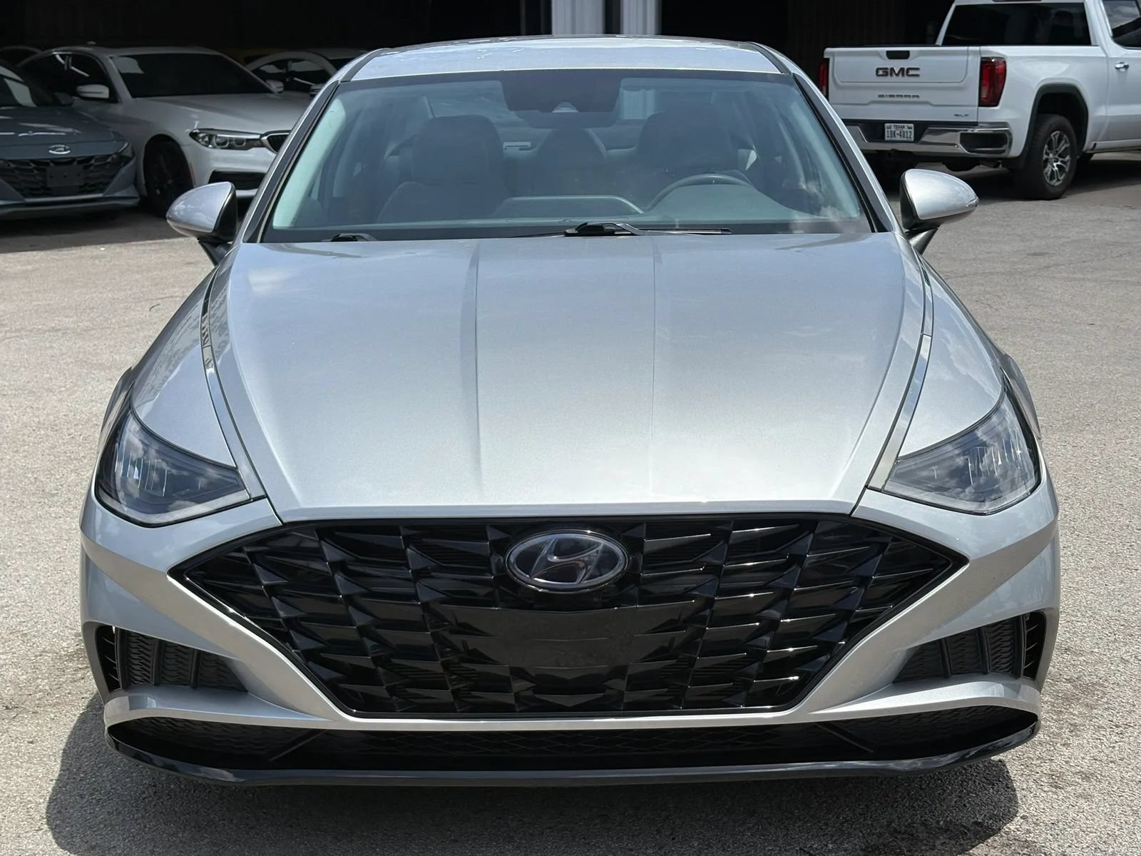 Used 2020 Hyundai Sonata SEL FWD image 2