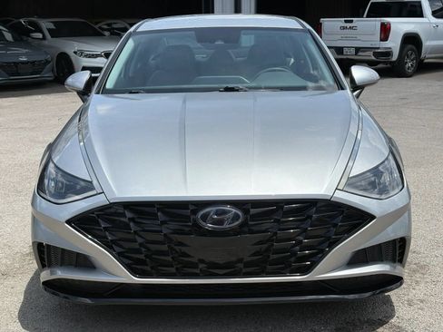Used 2020 Hyundai Sonata SEL FWD image 2