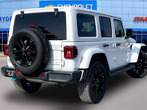 Used 2023 Jeep Wrangler Unlimited Sahara image 5