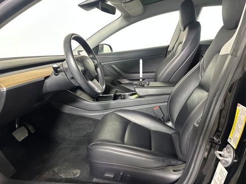 Used 2019 Tesla Model 3 Long Range image 10