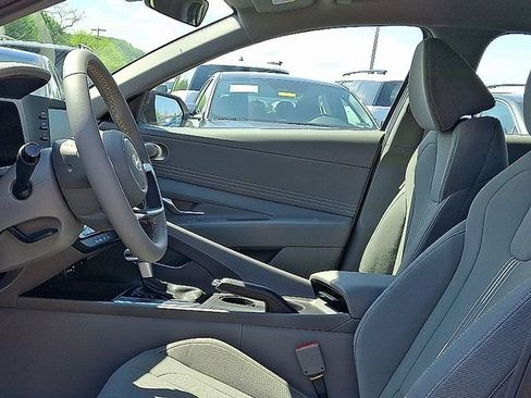New 2026 Hyundai Elantra Sport FWD image 7