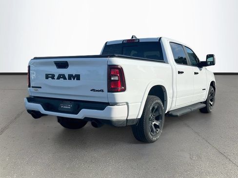 Used 2025 RAM 1500 Big Horn AWD/4WD image 7