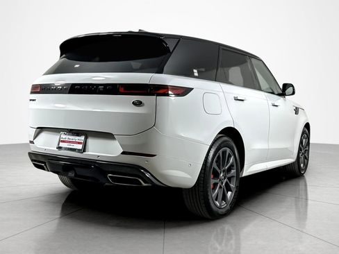Used 2023 Land Rover Range Rover Sport SE Dynamic image 5