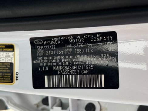 Used 2023 Hyundai Venue Limited FWD image 36