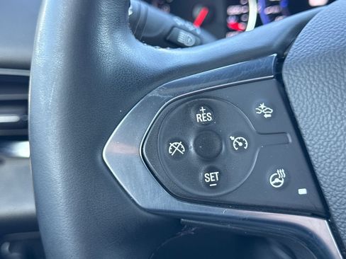 Used 2023 Chevrolet Traverse Premier AWD/4WD image 30