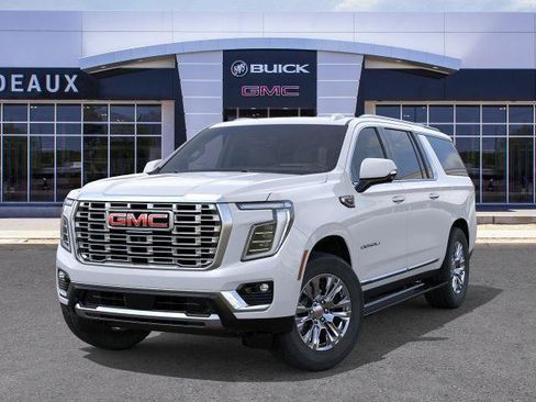 New 2026 GMC Yukon XL Denali image 6
