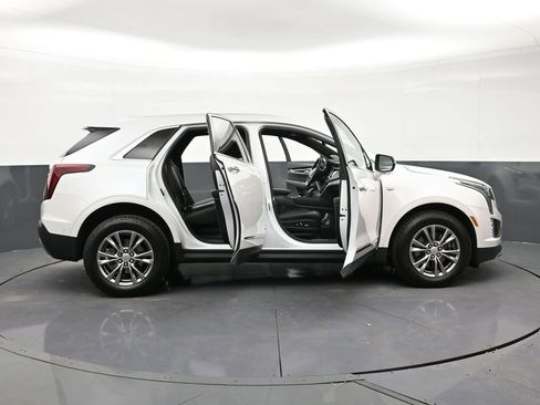 Certified 2023 Cadillac XT5 Premium Luxury w/ Technology Package AWD/4WD image 32