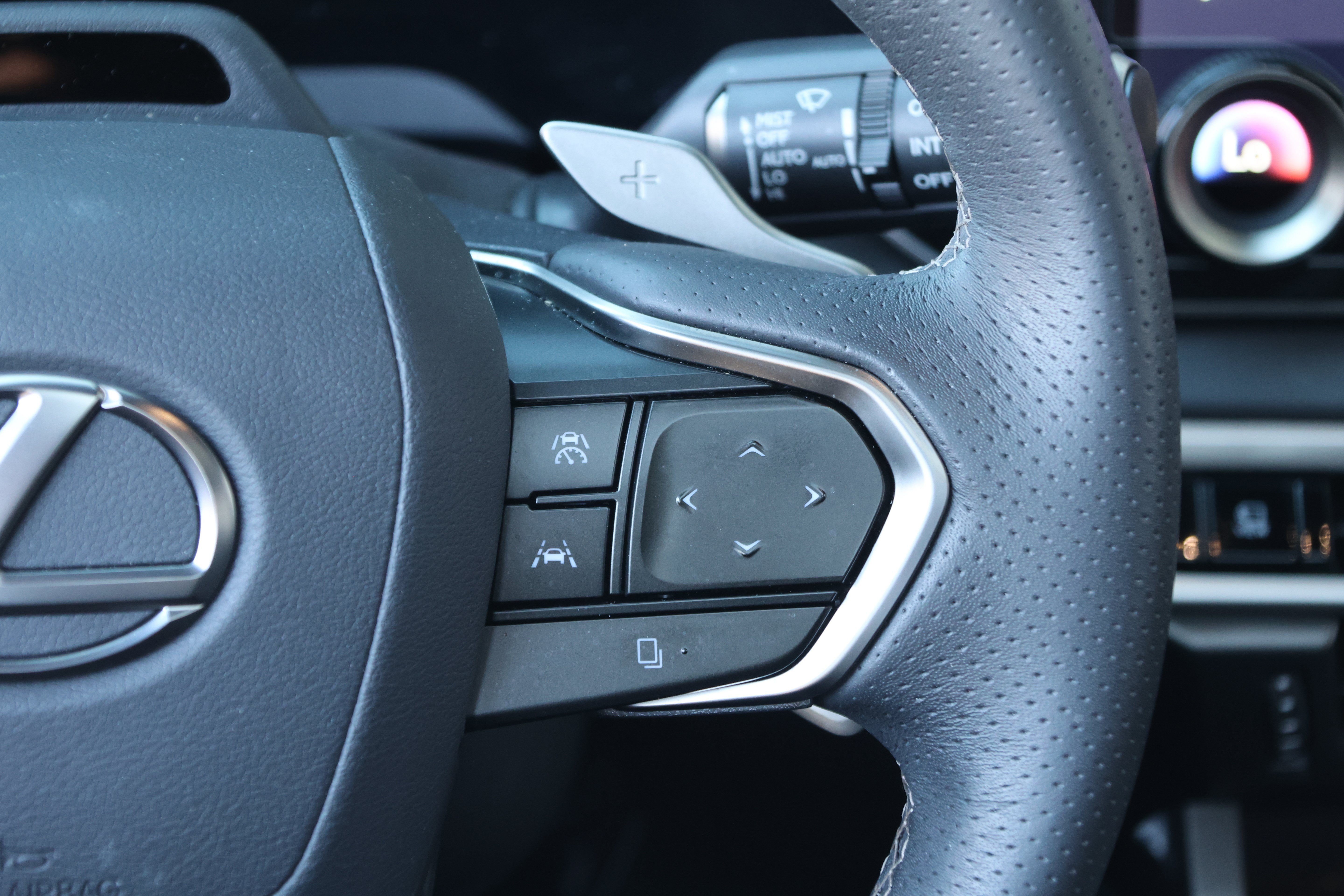 Used 2026 Lexus RX 500h F Sport w/ Convenience Package AWD/4WD image 32