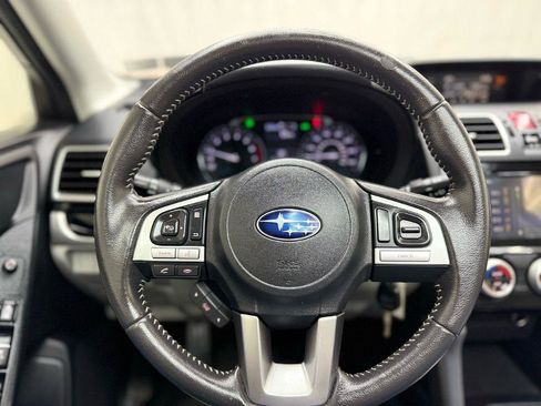 Used 2017 Subaru Forester 2.5i Limited AWD/4WD image 13