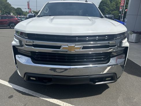 Used 2019 Chevrolet Silverado 1500 LT w/ All-Star Edition AWD/4WD image 3
