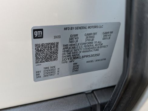 Used 2023 Cadillac Escalade Premium Luxury image 39