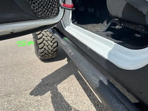 Used 2012 Jeep Wrangler Unlimited Rubicon w/ Connectivity Group AWD/4WD image 33