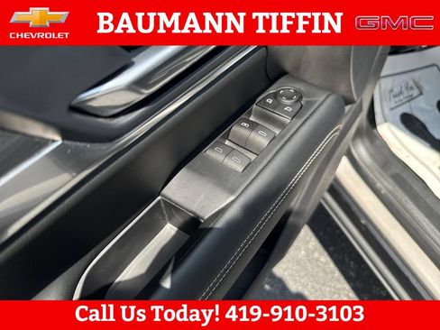 Used 2025 GMC Terrain Elevation AWD/4WD image 19