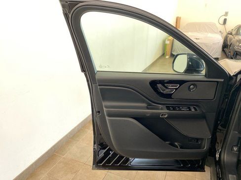 New 2025 Lincoln Aviator Reserve w/ Illumination Package image 22