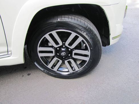Used 2015 Toyota 4Runner Limited AWD/4WD image 24