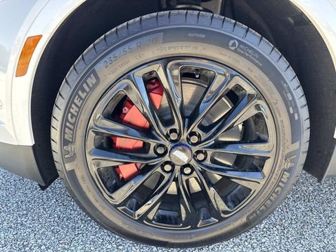 New 2025 Cadillac XT5 Sportv w/ LPO, Blue Accent Package image 10