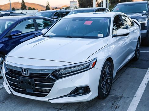 Used 2021 Honda Accord EX-L image 2