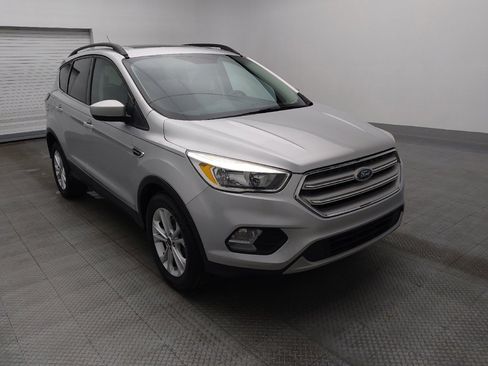 Used 2018 Ford Escape SE image 13