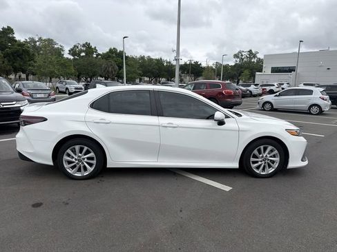 Used 2024 Toyota Camry LE image 12