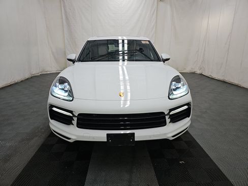 Used 2023 Porsche Cayenne AWD/4WD image 2