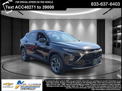 Used 2024 Chevrolet Trax LT w/ Driver Confidence Package