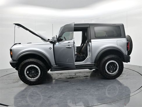 Used 2023 Ford Bronco Outer Banks w/ Sasquatch Package image 54