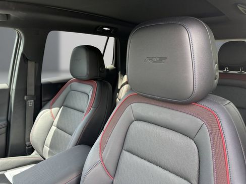 Used 2026 Chevrolet Equinox RS w/ Safety and Technology Package FWD image 15