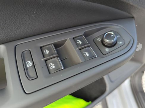 New 2026 Volkswagen GTI SE image 43